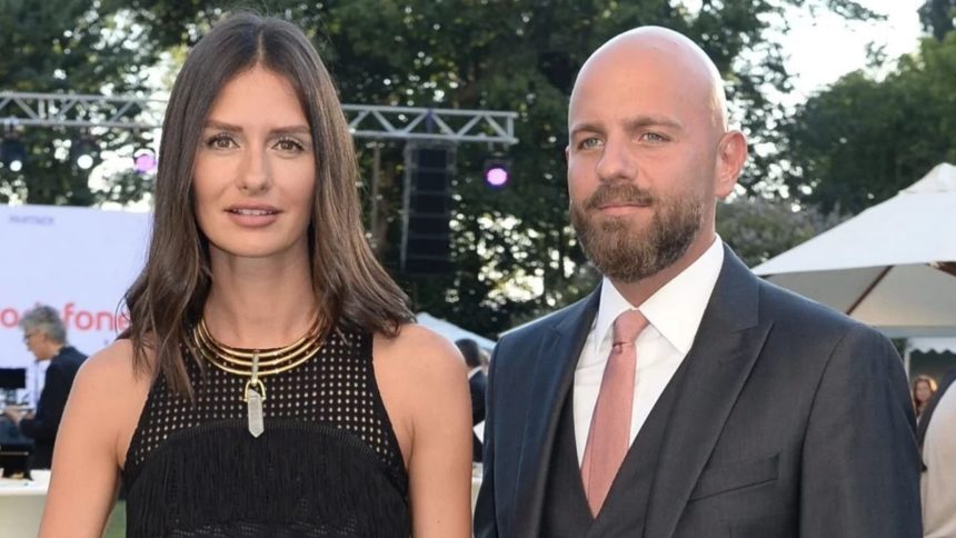 Yasemin Özilhan’ın Evliliği Krizle Karşı Karşıya 71 yasemin ozilhanin evliligi krizle karsi karsiya bpWLCyYq