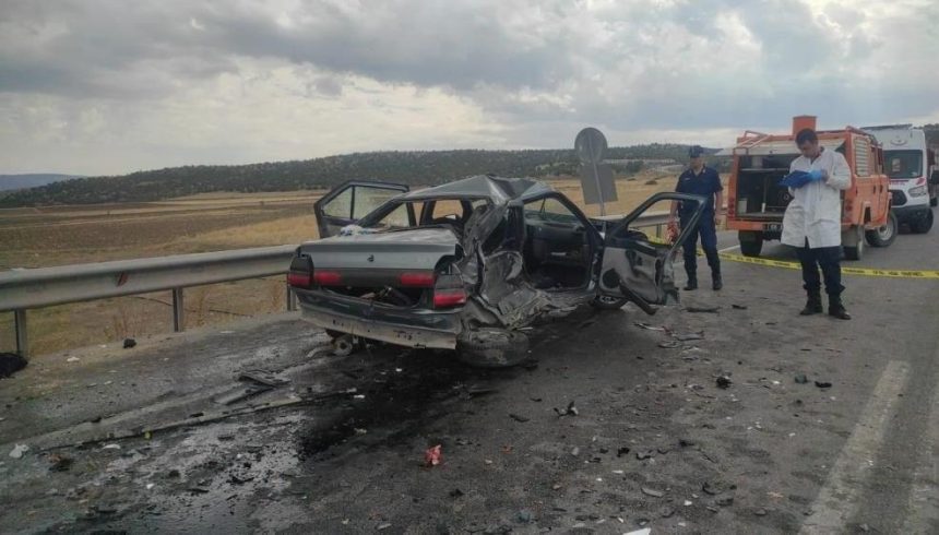 yozgatta iki arac carpisti meyyit ve yaralilar var abrpauhl