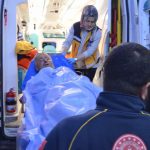 5 kisinin saldirisi ile 11 yerinden bicaklandi rfzGpIZl