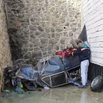 60 metrelik ucurumdan asagiya yuvarlandi Q7PFCuTr