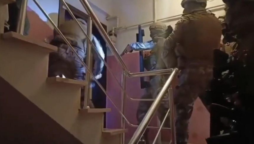 9 vilayette organize kabahat örgütü operasyonu: 42 kuşkulu yakalandı 71 9 vilayette organize kabahat orgutu operasyonu 42 kuskulu yakalandi M1R9WH7f