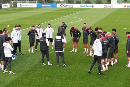 a ulusal kadroda berke kriziyeniisim takimda nghV2xmE