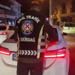 alkollu sofor sivil polisi vale saninca yakalandi z9CtY6Jg