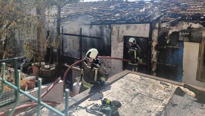 ankarada gecekondu yangini khLOpliC