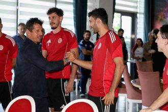 antalyasporda emre belozoglu devri sona erdi saNVrV8V