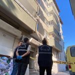 aydinda camasir asarken balkondan dusen bayan oldu uMHDrFCJ