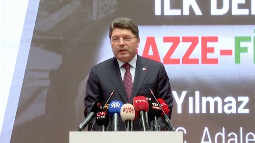 bakan tunc israil soykirim yapan teroristlerle dolu bir yapidir wuukkXYe