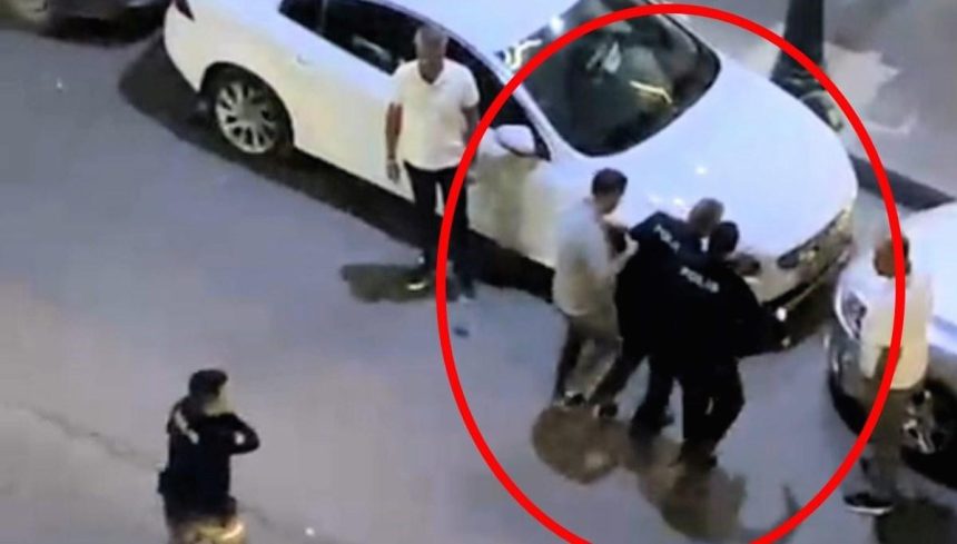 Batman'da silahlı arbede: 1'i polis 8 kişi yaralandı 71 batmanda silahli arbede 1i polis 8 kisi yaralandi p4AMzQSJ