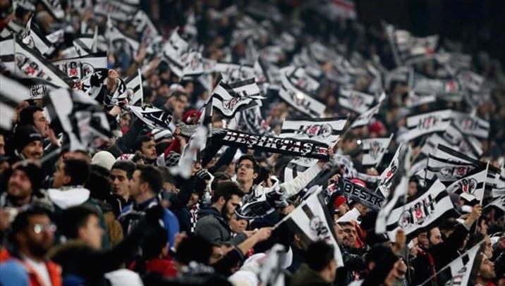 besiktas taraftari rams parka 30 otobus geldi tzMRc1wO