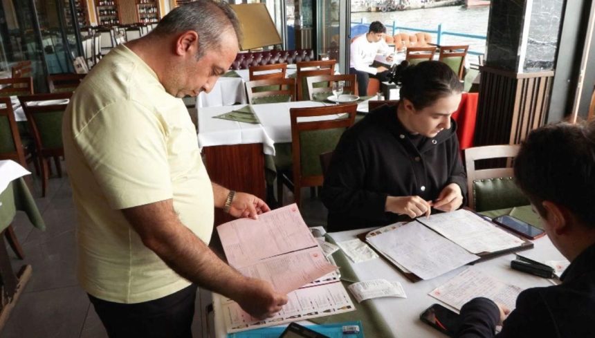 beyoglunda 4 turistin 59 bin lira hesap odedigi restoranda kontrol NdReGafJ