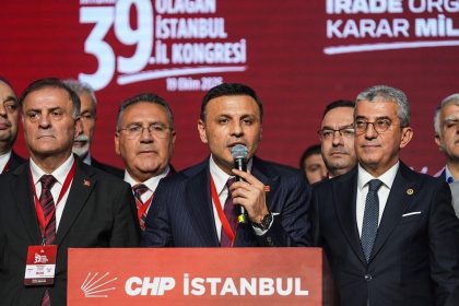 chp istanbul kongresi ozgur celik yeniden il baskani secildi etAtKxqs
