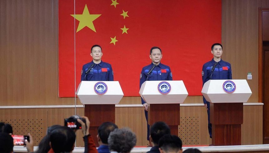 cin 6nci uzay seferi icin geri sayima basladi ibPaZYzn