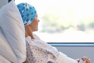 coronavirus kanser ilgisi covid 19u agir gecirenlerde nuks riski artti QZnkaaRm