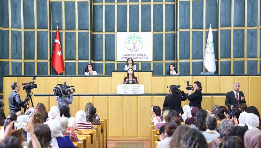 DEM Parti'den, Bahçeli'nin İmralı'ya ziyaret davetine dayanak 71 dem partiden bahcelinin imraliya ziyaret davetine dayanak 248RJVB4
