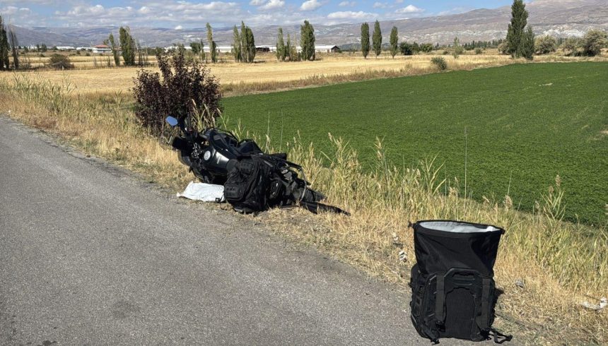 erzincanda bariyere carpan motosikletteki sofor oldu qyRGJGyn