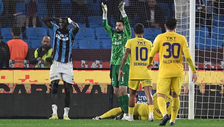 eyupspor maca devam edemeyen claronun son durumunu acikladi v9pQZ7bb