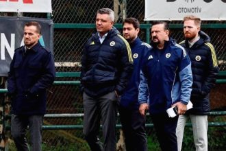 fenerbahcede 4 ayrilik birden nnNqQdpQ