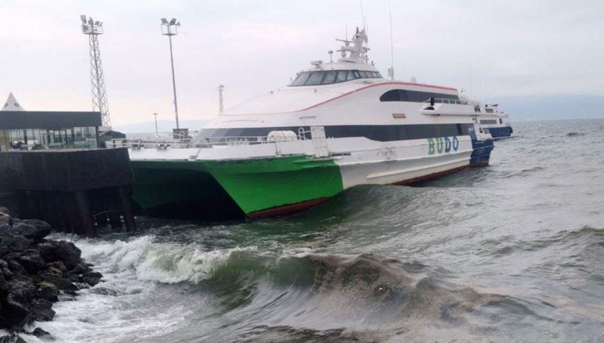 firtina geliyor marmarada seferler iptal edildi 5AsH2UxG