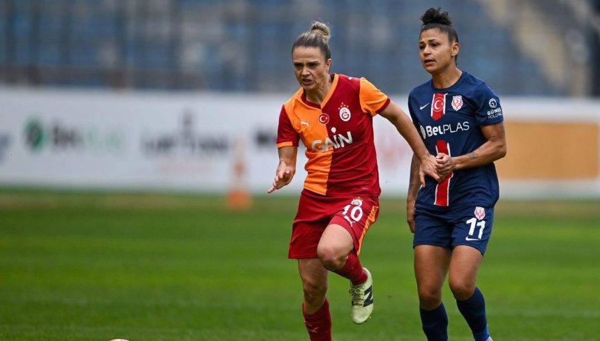 galatasaray fomgeti deplasmanda 2 1le gecti jhVPmWfi