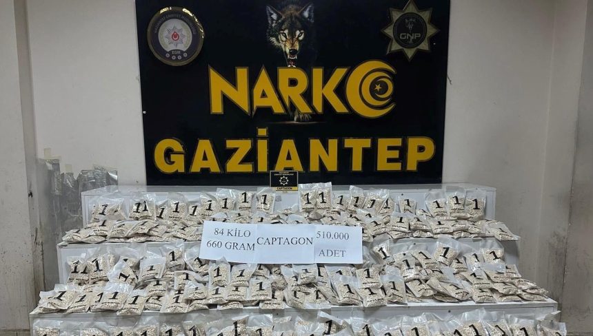 Gaziantep'te 510 bin adet uyuşturucu hap ele geçirildi: 1 şahıs tutuklandı 71 gaziantepte 510 bin adet uyusturucu hap ele gecirildi 1 sahis tutuklandi FXlKHHyh