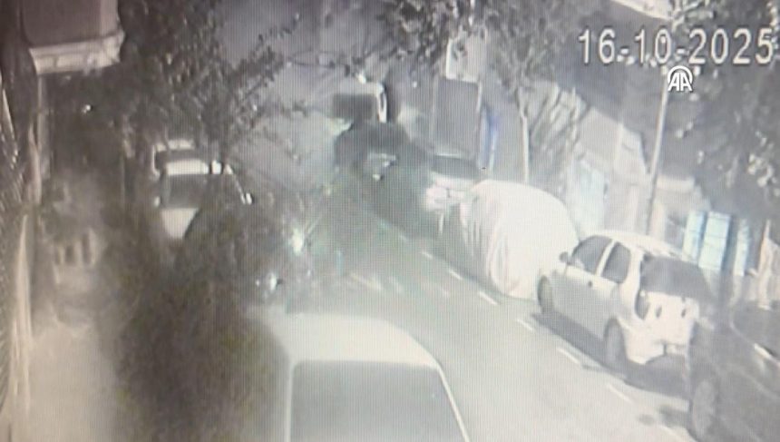 gaziosmanpasada panik anlari el imali patlayici atip kacti FcPW4G9X