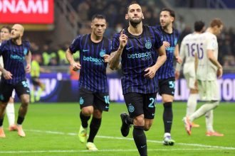 hakan duble yapti inter 3 0 kazandi PkD5K4w2