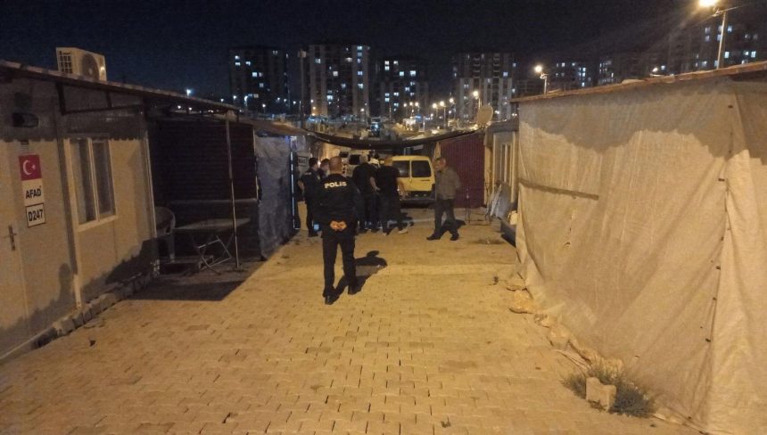 İki arkadaşın arbedesi kanlı bitti 71 iki arkadasin arbedesi kanli bitti zlnvHljG