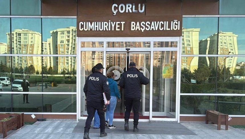 İki aylık bebeğini parkta bırakıp kaçtı 71 iki aylik bebegini parkta birakip kacti pWvYY9rb