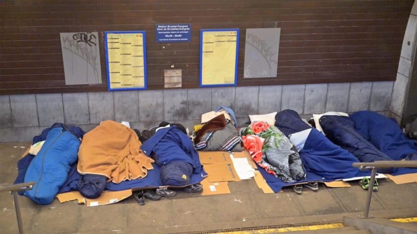 İngiltere'de rekor sayıda evsiz insan öldü 71 ingilterede rekor sayida evsiz insan oldu BlMtq6n3