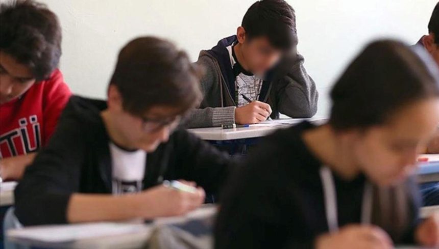 istanbul vilayet ulusal egitim mudurlugunden cuma namaziyazisi nSnFYwj8