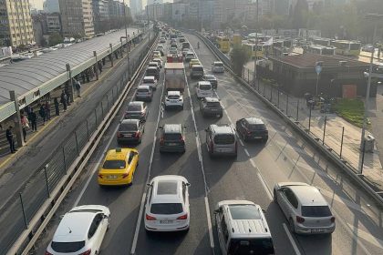 istanbulda trafik yogunlugu yuzde 90i buldu 4bmXChRx