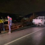 izmirde pikap ile elektrikli bisiklet carpisti 1 meyyit 1 yarali kduFtqDE