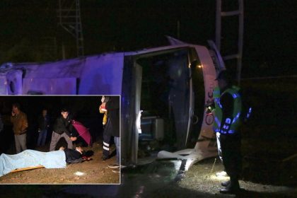 kastamonuda tip midibusu devrildi 24 yarali vyHES9IW