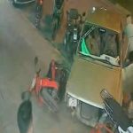 kaza yaptiklari araci birakip kactilar M4KgO7SG