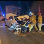 kirmizi isikta duran araca carpan sofor kosarak kacti dR3xmBYr