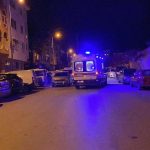 konuttaki asma tavan uzerlerine coktu bir kisi yaralandi mAzVYEEH