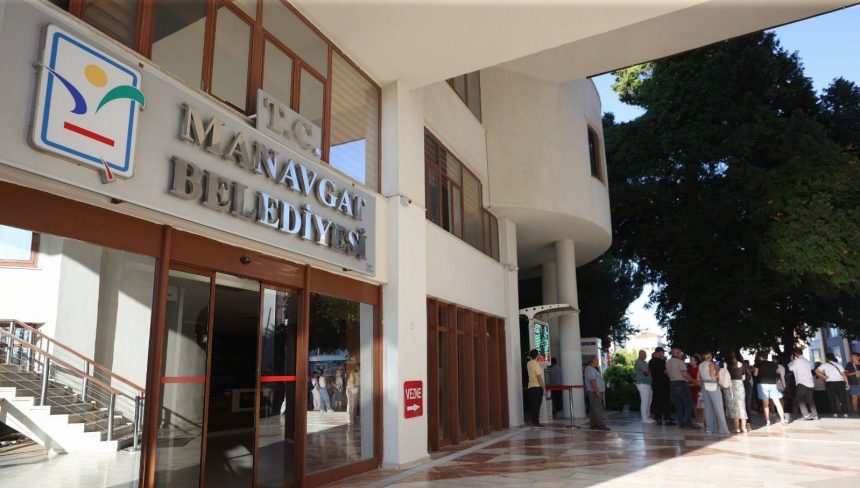 manavgat belediyesine rusvet operasyonu 24 kuskulu gozaltinda M1D7h564