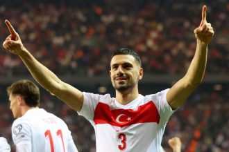 merih demiraldan memleketi kocaelide 2 gol birden fQwcNmLR