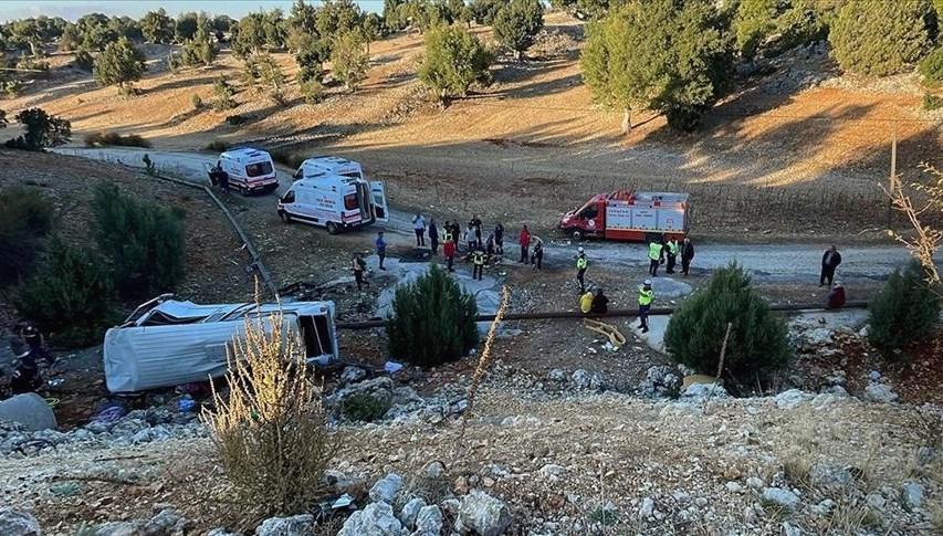 mersindeki feci kazada can kaybi bese yukseldi NAVMleFs