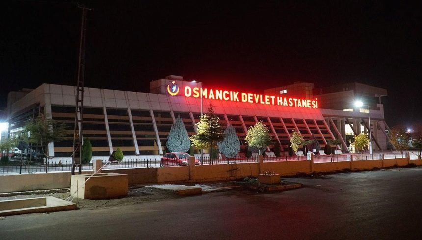 Motosiklet çaya düştü: 1 meyyit, 1 yaralı 71 motosiklet caya dustu 1 meyyit 1 yarali ArFwysaj