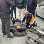 motosiklet uzerinde tartisma kazayla bitti iki yarali Rzq7K9R4