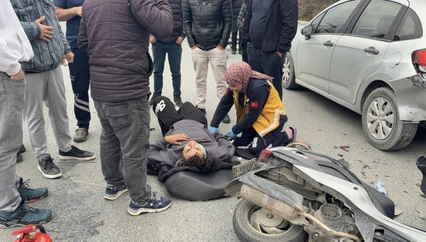 Motosiklet üzerinde tartışma kazayla bitti: İki yaralı 71 motosiklet uzerinde tartisma kazayla bitti iki yarali Rzq7K9R4