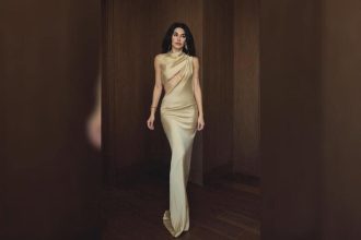 nesrin cavadzade ettigi itirafla gulumsetti PDU14gfh