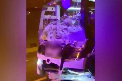 osmaniyede yolcu otobusu tira carpti 8 yarali pp2C1iGT