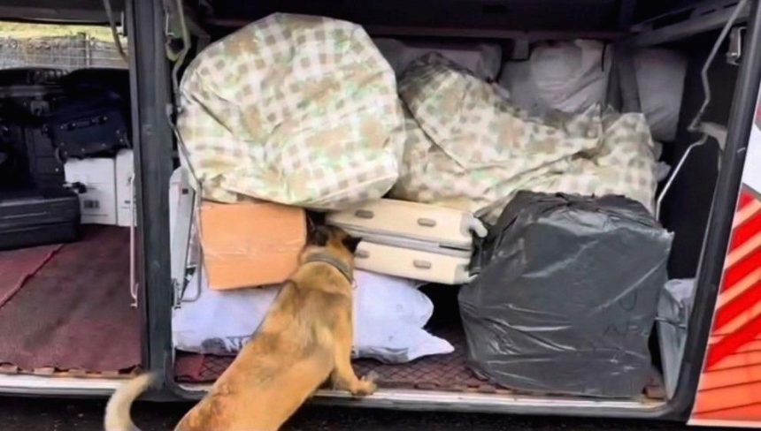 otobusle 34 milyon liralik uyusturucu sevkiyati OmjT8zQj