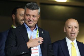 sadettin sarandan kongre uyelerine davet MjU8YNGy