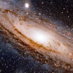 samanyolunun merkezindeki kara delik uzay zamani nasil bukuyor dHAbbXPx