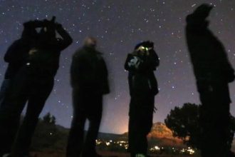 soguk savas devrinin aciklanamayan isiklarinin sirri cozuldu wvPJujP5