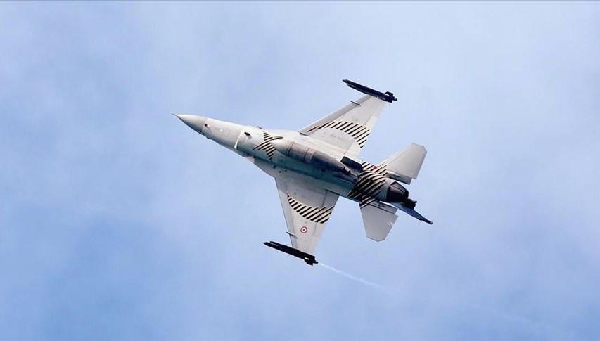 SOLOTÜRK'ten Kayseri'de şov uçuşu 71 soloturkten kayseride sov ucusu vihJUnvL