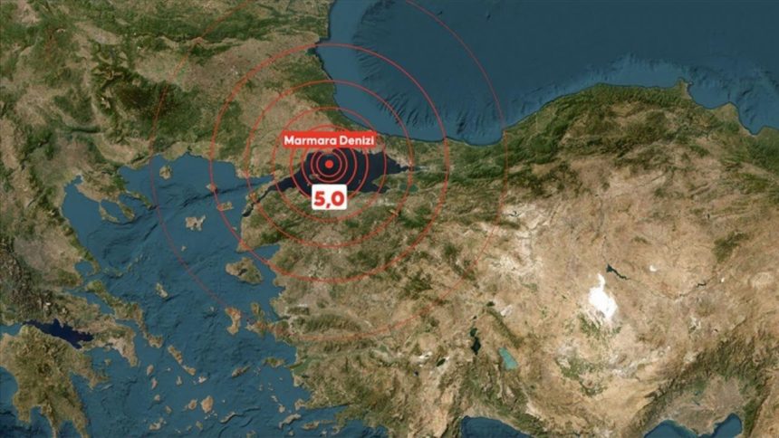 SON DAKİKA... İstanbul'da şiddetli hissedilen 5 büyüklüğünde deprem oldu! 71 son dakika istanbulda siddetli hissedilen 5 buyuklugunde deprem oldu QyIQSTfK